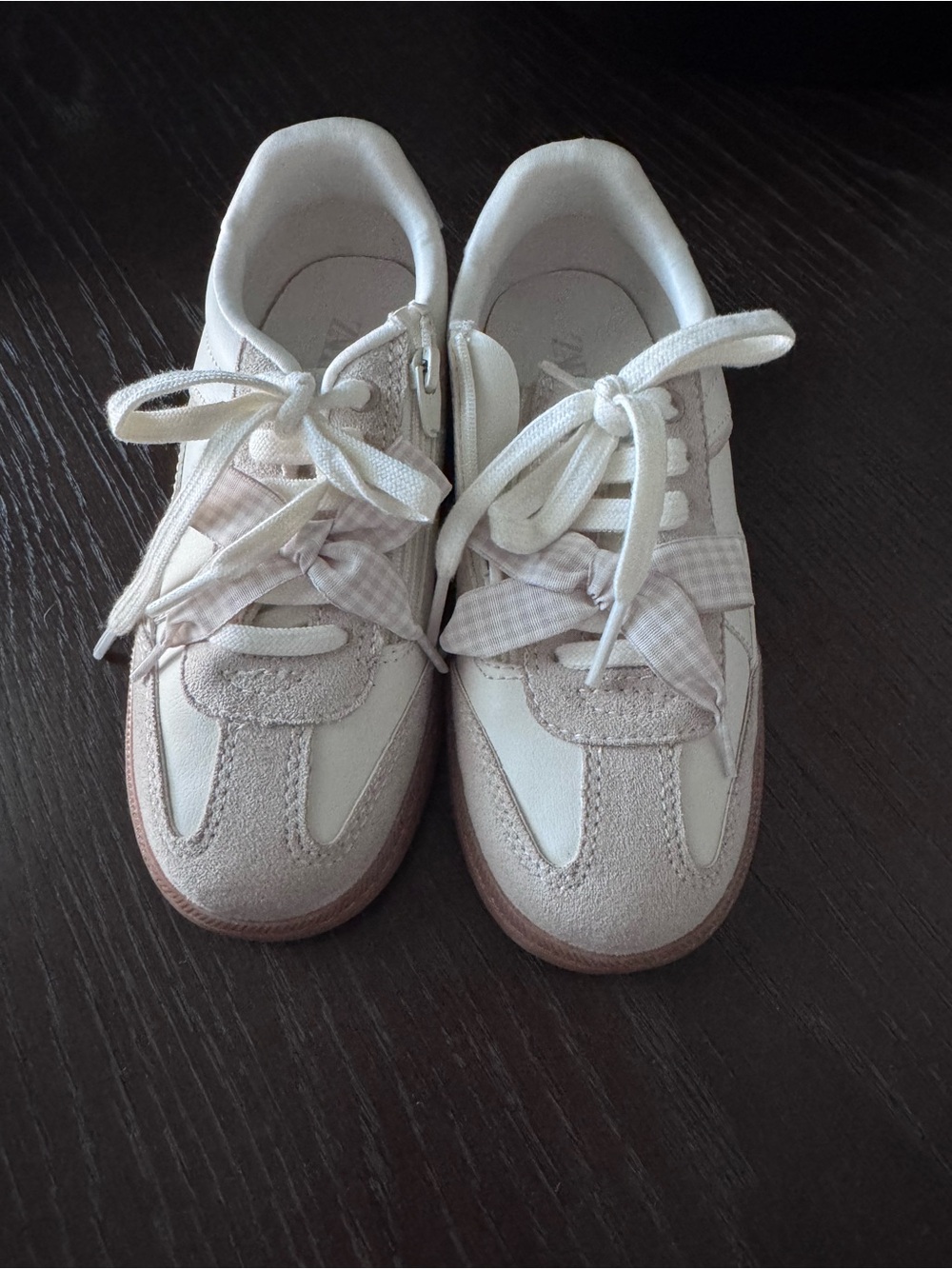Zara Kids Girls Cream and Gum Sole Lace-Up Sneakers with Gingham Bow - Picture 6 of 11